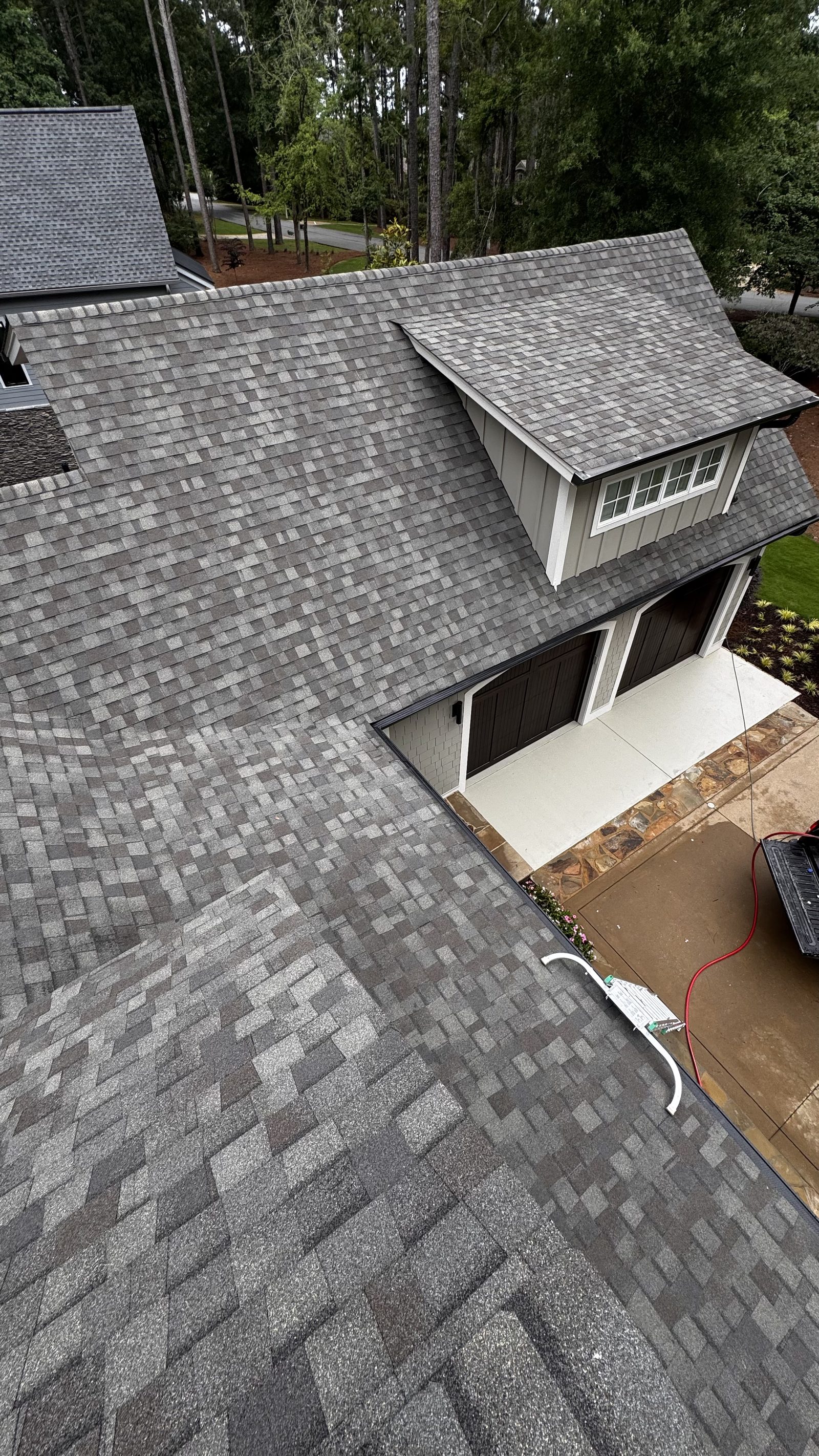 Clean roof after professional soft wash Lake Oconee GA